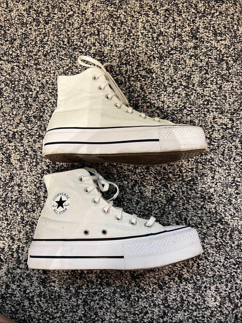 White High Top Chuck Taylor Converse platform sneakers size  6